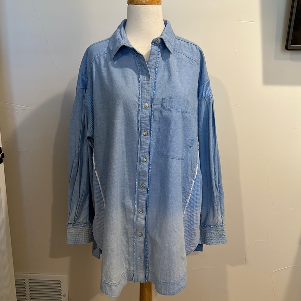 💙 oversized button up
